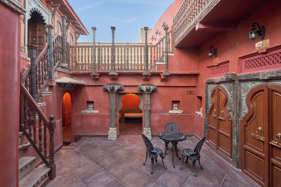 Boutique hotel intimate setting Udaipur